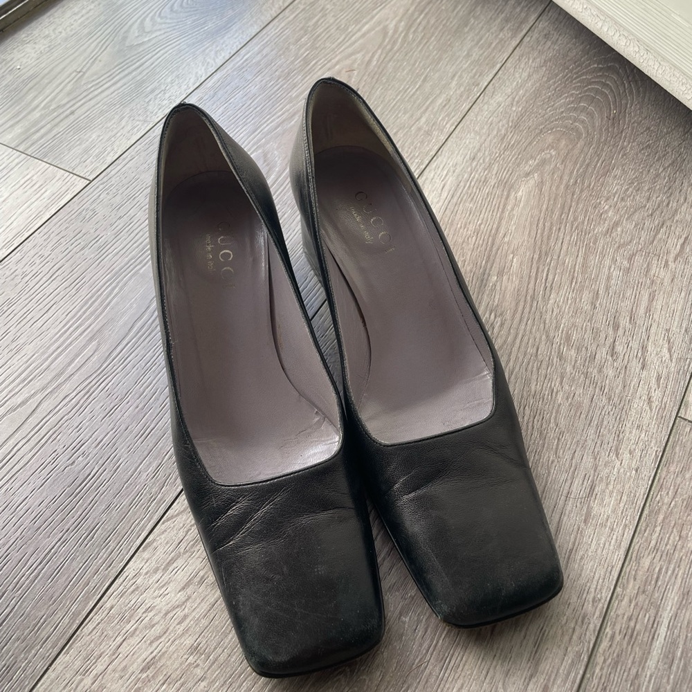 Gucci Black Leather Square-Toe Kitten Heels - Picture 2 of 7